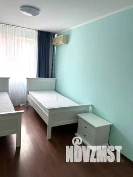 3-к квартира, посуточно, 107м2, 2/5 этаж
