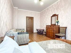1-к квартира, посуточно, 50м2, 1/1 этаж