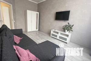 1-к квартира, посуточно, 37м2, 4/7 этаж