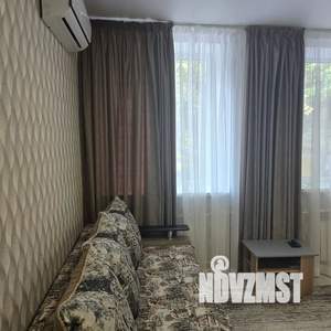 1-к квартира, посуточно, 35м2, 2/2 этаж