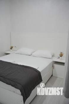 1-к квартира, посуточно, 32м2, 3/3 этаж