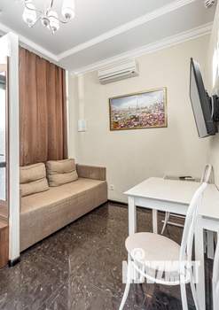 Студия квартира, посуточно, 30м2, 1/4 этаж