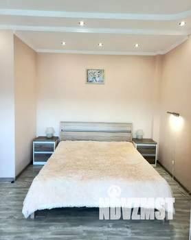 1-к квартира, посуточно, 48м2, 3/3 этаж
