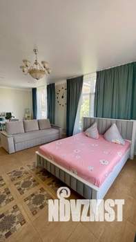 1-к квартира, посуточно, 50м2, 1/3 этаж