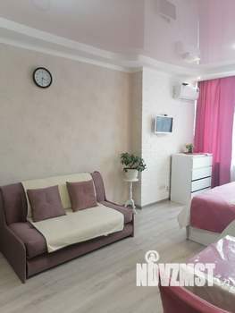 Студия квартира, посуточно, 28м2, 1/6 этаж