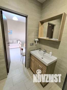 Студия квартира, посуточно, 35м2, 2/3 этаж