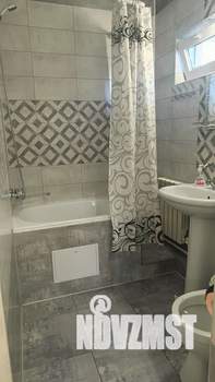 Студия квартира, посуточно, 35м2, 2/2 этаж