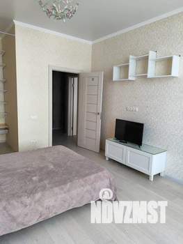 1-к квартира, посуточно, 50м2, 5/8 этаж