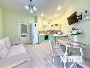 1-к квартира, посуточно, 44м2, 2/9 этаж