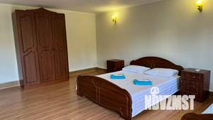 Студия квартира, посуточно, 40м2, 2/2 этаж