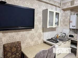 Студия квартира, посуточно, 25м2, 1/7 этаж