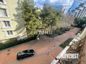 2-к квартира, вторичка, 80м2, 3/6 этаж