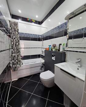 5-к квартира, вторичка, 238м2, 1/3 этаж