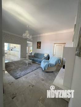 4-к квартира, вторичка, 136м2, 3/3 этаж