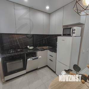 3-к квартира, вторичка, 62м2, 1/5 этаж