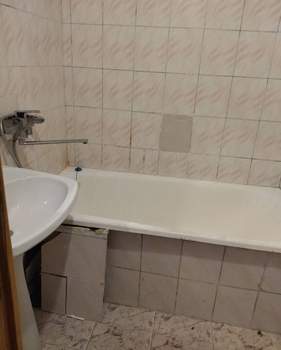 2-к квартира, вторичка, 52м2, 1/9 этаж