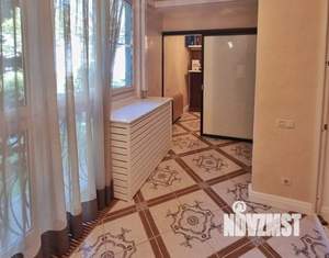 2-к квартира, вторичка, 130м2, 2/6 этаж