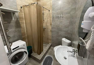 2-к квартира, вторичка, 56м2, 1/8 этаж