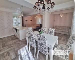 2-к квартира, вторичка, 130м2, 2/6 этаж