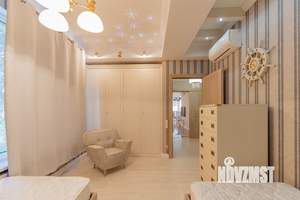 3-к квартира, вторичка, 131м2, 2/5 этаж