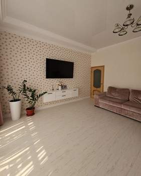 5-к квартира, вторичка, 238м2, 1/3 этаж