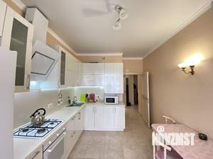 2-к квартира, вторичка, 65м2, 4/8 этаж