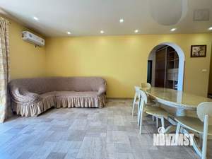 2-к квартира, вторичка, 80м2, 2/4 этаж