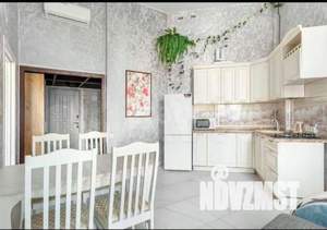 2-к квартира, вторичка, 82м2, 1/6 этаж