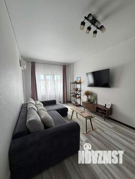 2-к квартира, вторичка, 65м2, 1/8 этаж