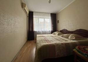 2-к квартира, вторичка, 61м2, 1/3 этаж