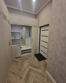 Студия квартира, вторичка, 36м2, 1/8 этаж