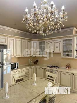 4-к квартира, вторичка, 120м2, 8/15 этаж