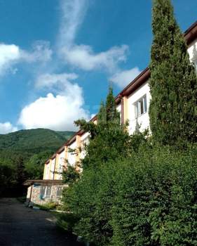 2-к квартира, вторичка, 77м2, 1/2 этаж