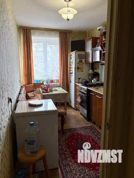 3-к квартира, вторичка, 64м2, 1/9 этаж