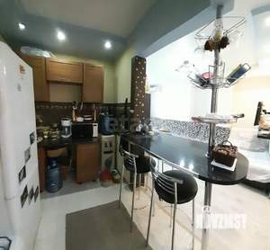 2-к квартира, вторичка, 35м2, 1/4 этаж