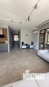 3-к квартира, вторичка, 140м2, 1/3 этаж