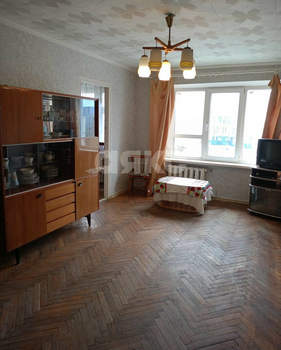 4-к квартира, вторичка, 62м2, 5/5 этаж