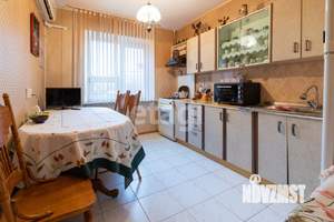 3-к квартира, вторичка, 62м2, 1/9 этаж