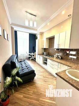 1-к квартира, вторичка, 53м2, 1/10 этаж