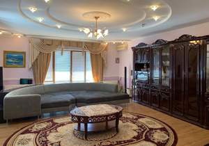 4-к квартира, вторичка, 145м2, 3/4 этаж