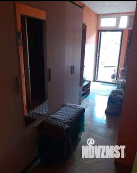 4-к квартира, вторичка, 76м2, 1/1 этаж