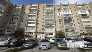 2-к квартира, вторичка, 49м2, 1/9 этаж
