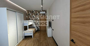 2-к квартира, вторичка, 77м2, 1/8 этаж