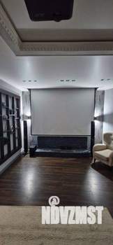 3-к квартира, вторичка, 124м2, 7/7 этаж