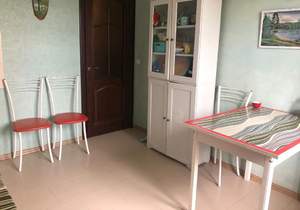 2-к квартира, вторичка, 62м2, 1/9 этаж