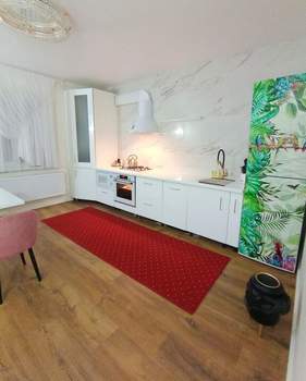 3-к квартира, вторичка, 118м2, 2/2 этаж