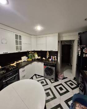 1-к квартира, вторичка, 40м2, 1/5 этаж