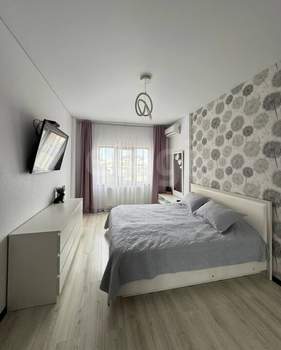 2-к квартира, вторичка, 65м2, 1/7 этаж