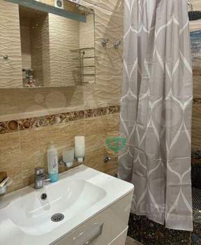 2-к квартира, вторичка, 70м2, 6/8 этаж