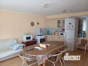 2-к квартира, вторичка, 66м2, 1/1 этаж